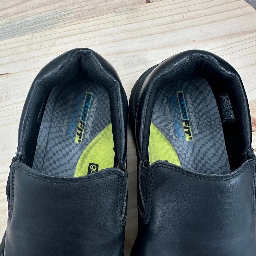 Skechers relaxed fit